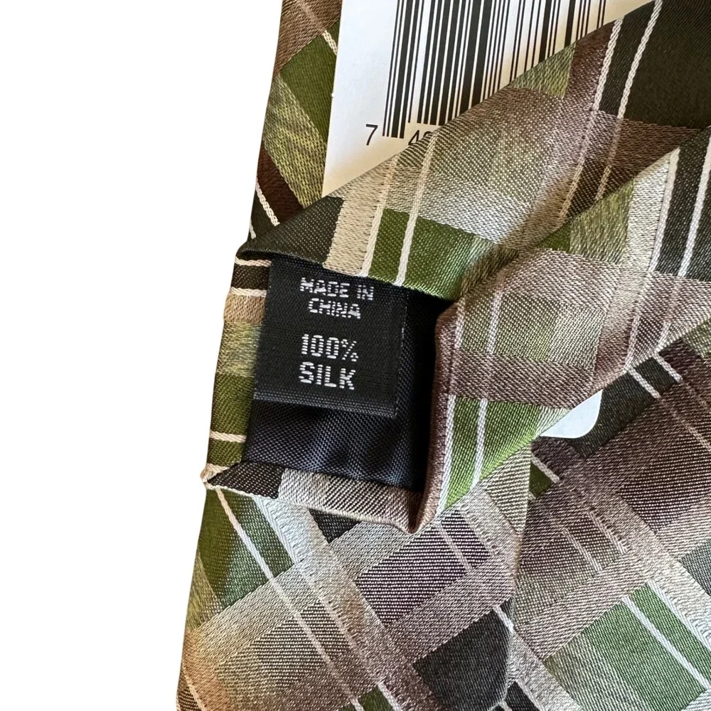 NWT New! Van Heusen Mens 100% Silk Ties - Green Paisley & Brown Plaid Set 2 ties